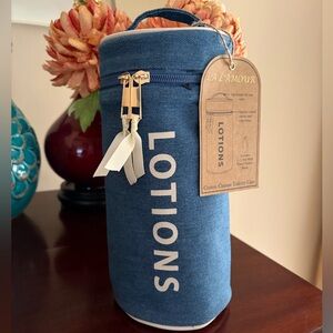 NWT La L’Amour Denim 'Lotions' Cotton Canvas Toiletry Case